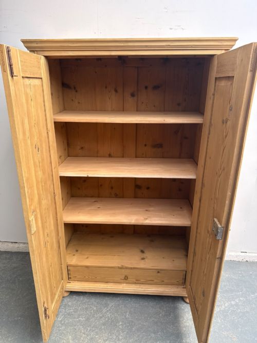 A MINT CLEAN VICTORIAN ANTIQUE OLD PINE 2 DOOR LINEN CUPBOARD TO WAXPAINT - ADDITIONAL PHOTO 8