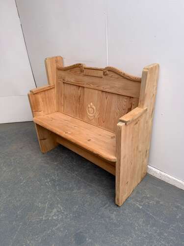 A LOVELY VICTORIAN PINE 2 SEATER PANELLED BENCH TO WAX PAINT