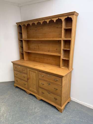 AN AMAZING ORIGINAL GEORGIAN ANTIQUE OLD PINE WAXED COUNTRY WELSH DRESSER