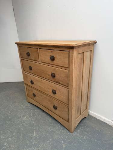A Quality Arts & Crafts Solid Oak Large 5 Drawer Chest of Drawers to Wax / Paint
