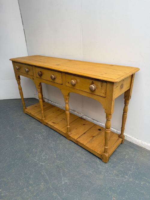 A Superb Georgian Antique Pine Shallow 3 Drawer Pot Board Server / Sideboard