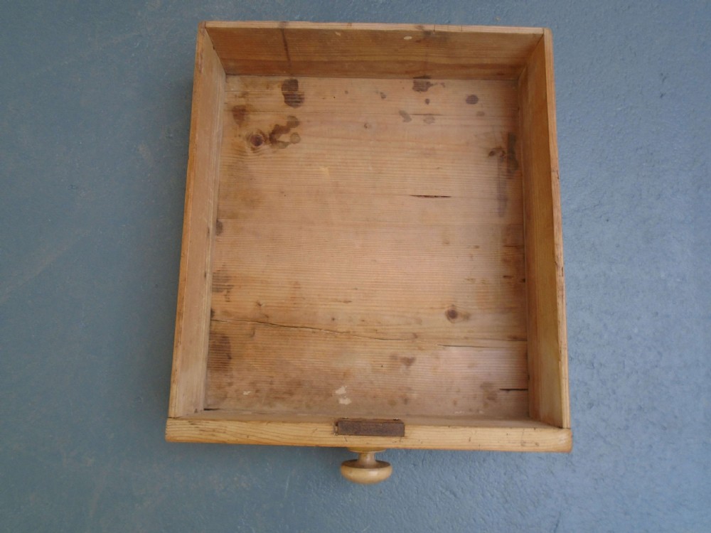 A Cracking Small Georgian Antique Pine Waxed 5 Drawer Chest of Drawers View VI