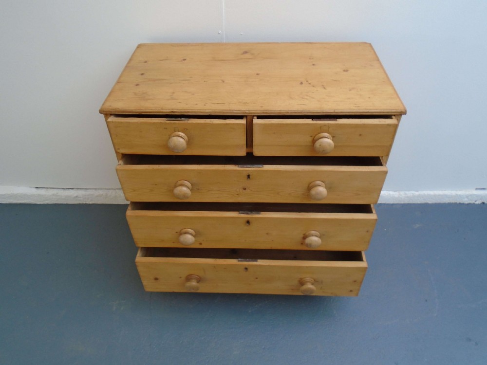 A Cracking Small Georgian Antique Pine Waxed 5 Drawer Chest of Drawers View VIII