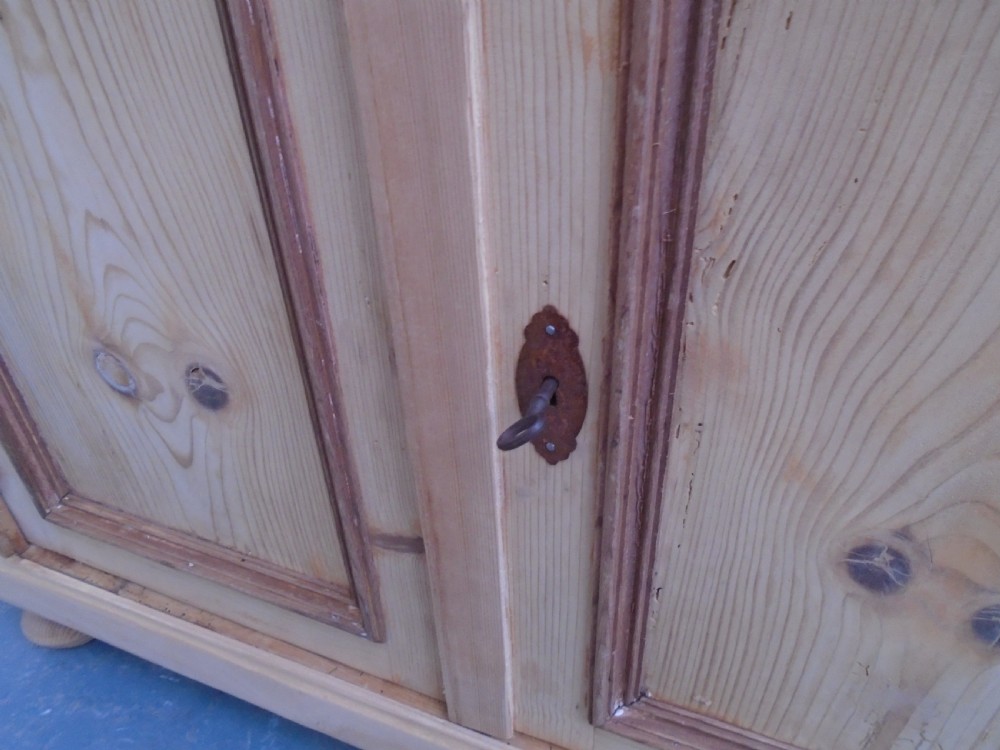 A Large Victorian Moulded 2 Door Kitchen Dresser Base Wax / Paint View VIII