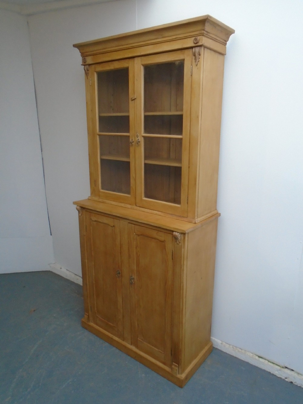 A Lovely Waxed Victorian Antique/Old Pine 2 Piece Bookcase