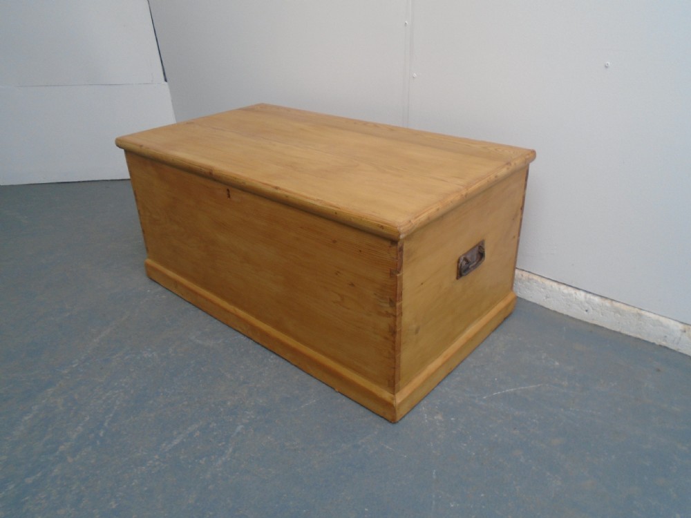 A Low & Wide Victorian Antique Pine Waxed Blanket Box 