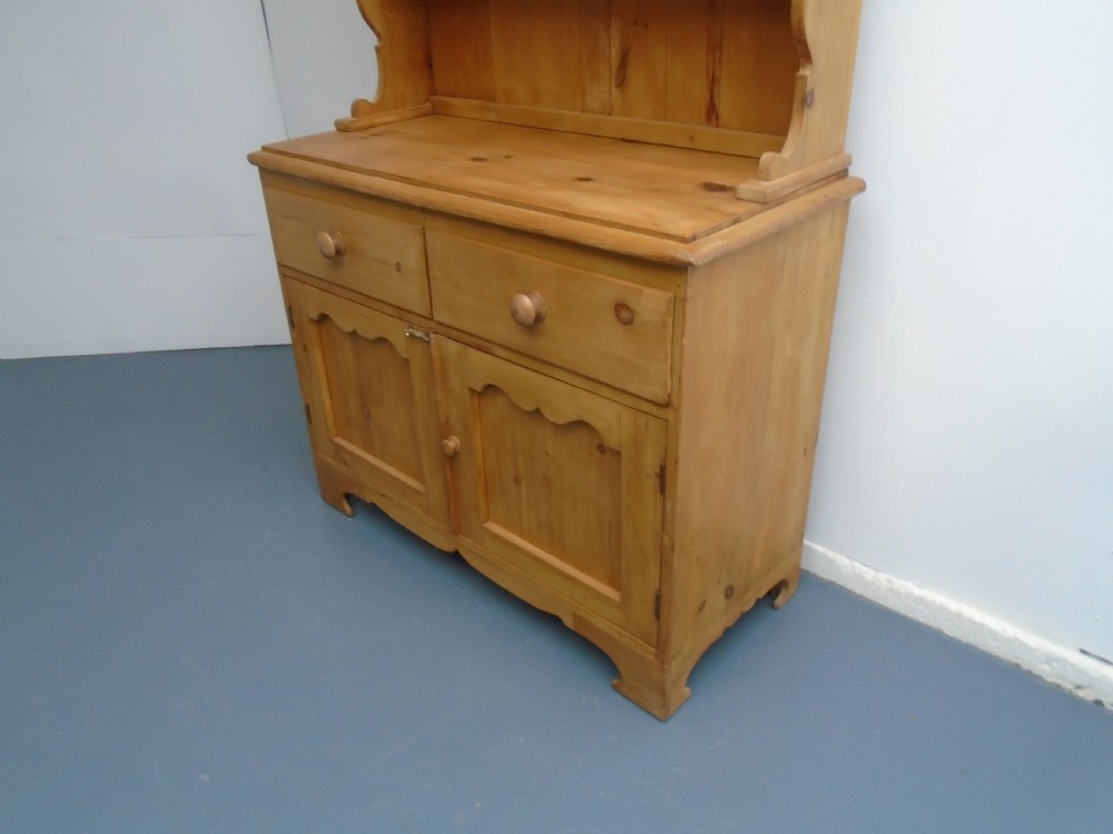 A Pretty Georgian Pine Welsh Cottage 2 Piece Waxed Dresser View II