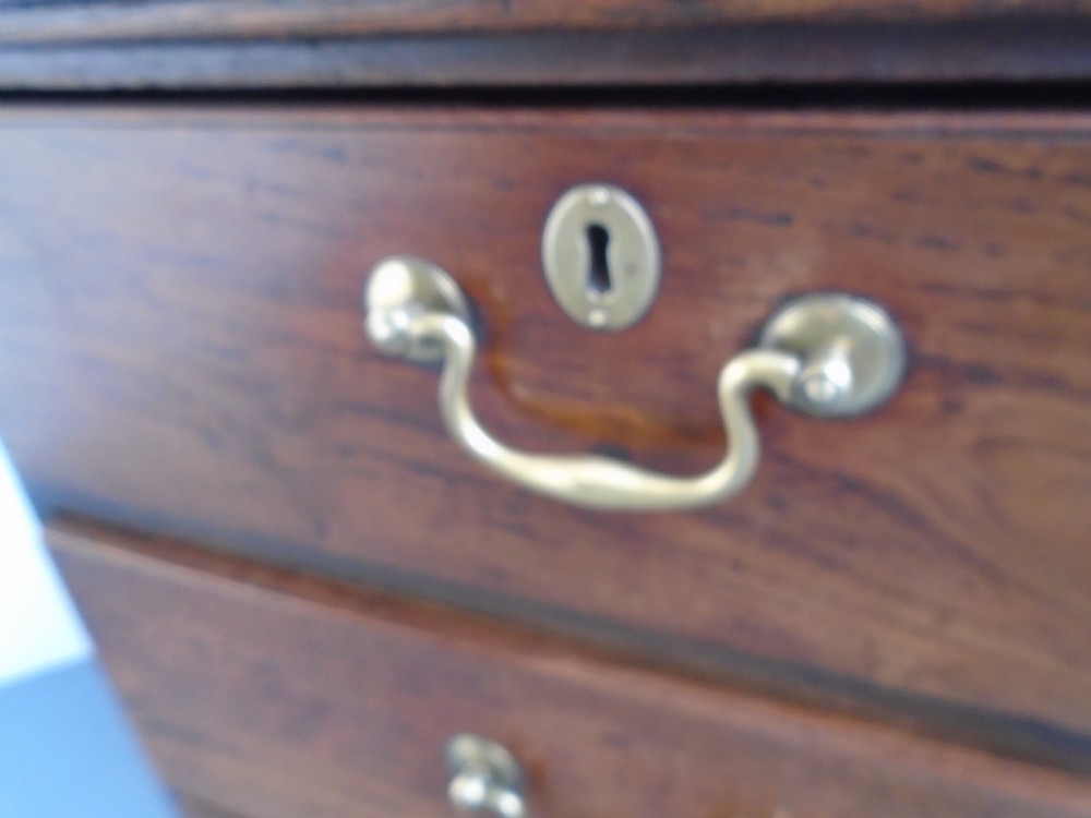 A Lovely Welsh Oak & Fruitwood Georgian 5 Drawer Chest of Drawers View XI