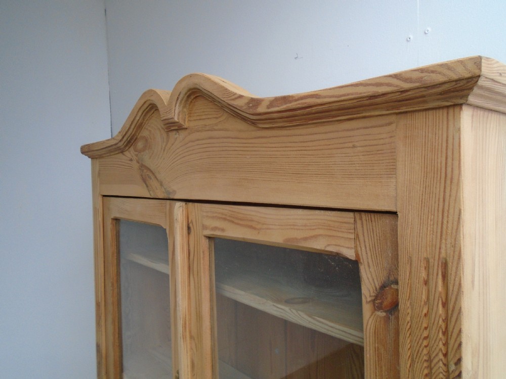 A Pretty Arch Small Victorian Antique / Old Pine Kitchen Dresser to Wax / Paint View IX