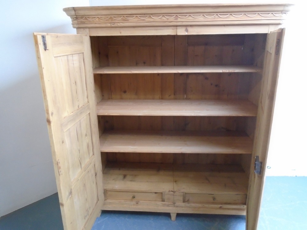A Rare Georgian Antique/Old Pine 2 Door Knockdown Wardrobe to Wax/Paint View IX