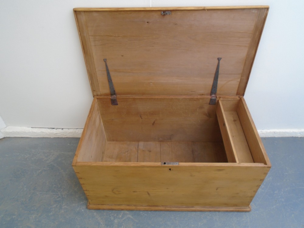 A Large Antique / Old Pine Waxed Victorian Coffer Box / TV Stand View VII