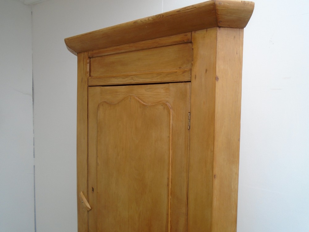 A Lovely Small Wall Hanging Victorian Antique / Old Pine Waxed Corner Cabinet View II