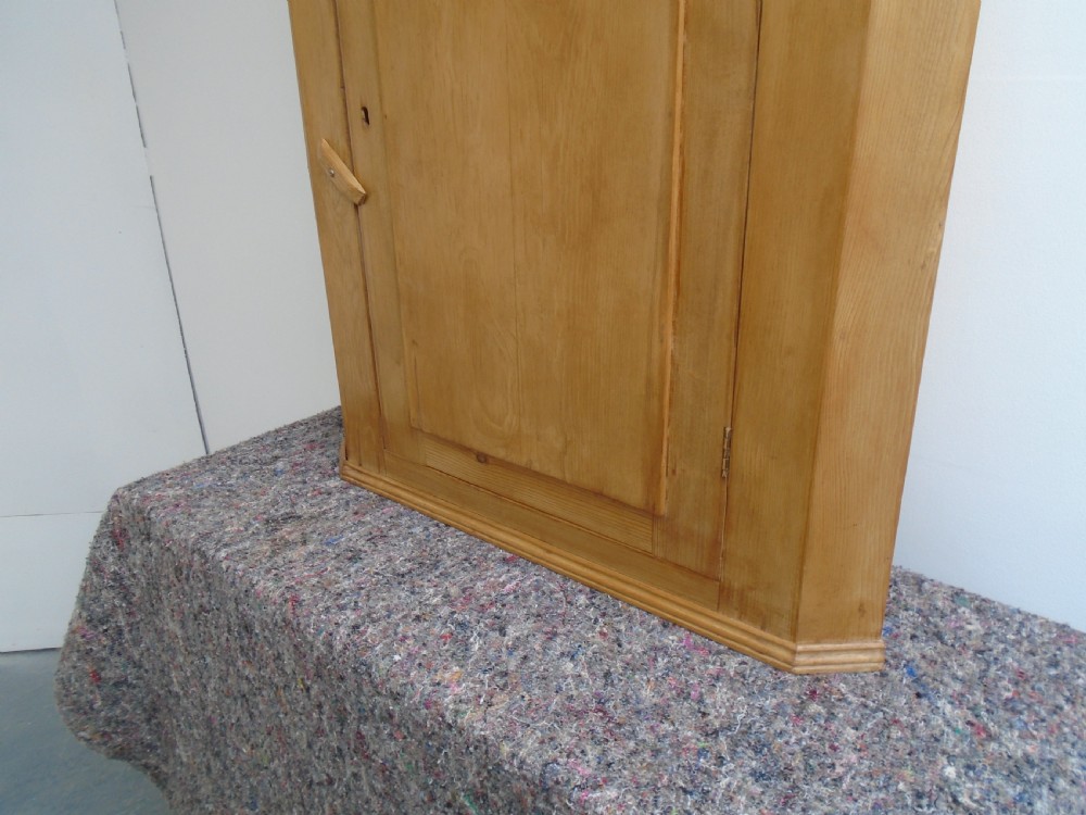 A Lovely Small Wall Hanging Victorian Antique / Old Pine Waxed Corner Cabinet View III