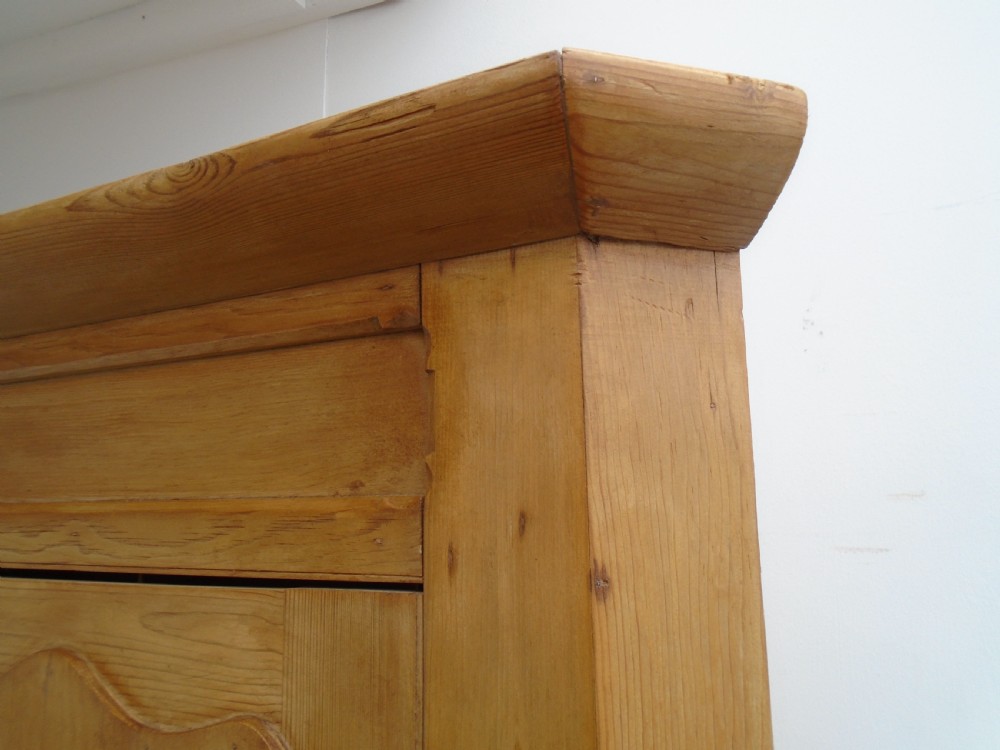 A Lovely Small Wall Hanging Victorian Antique / Old Pine Waxed Corner Cabinet View IV