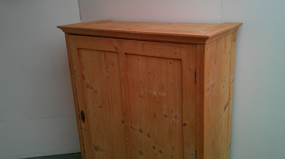 A Wide Victorian Antique/Old Pine 1 Door Storage Cupboard to Wax/Paint View VII