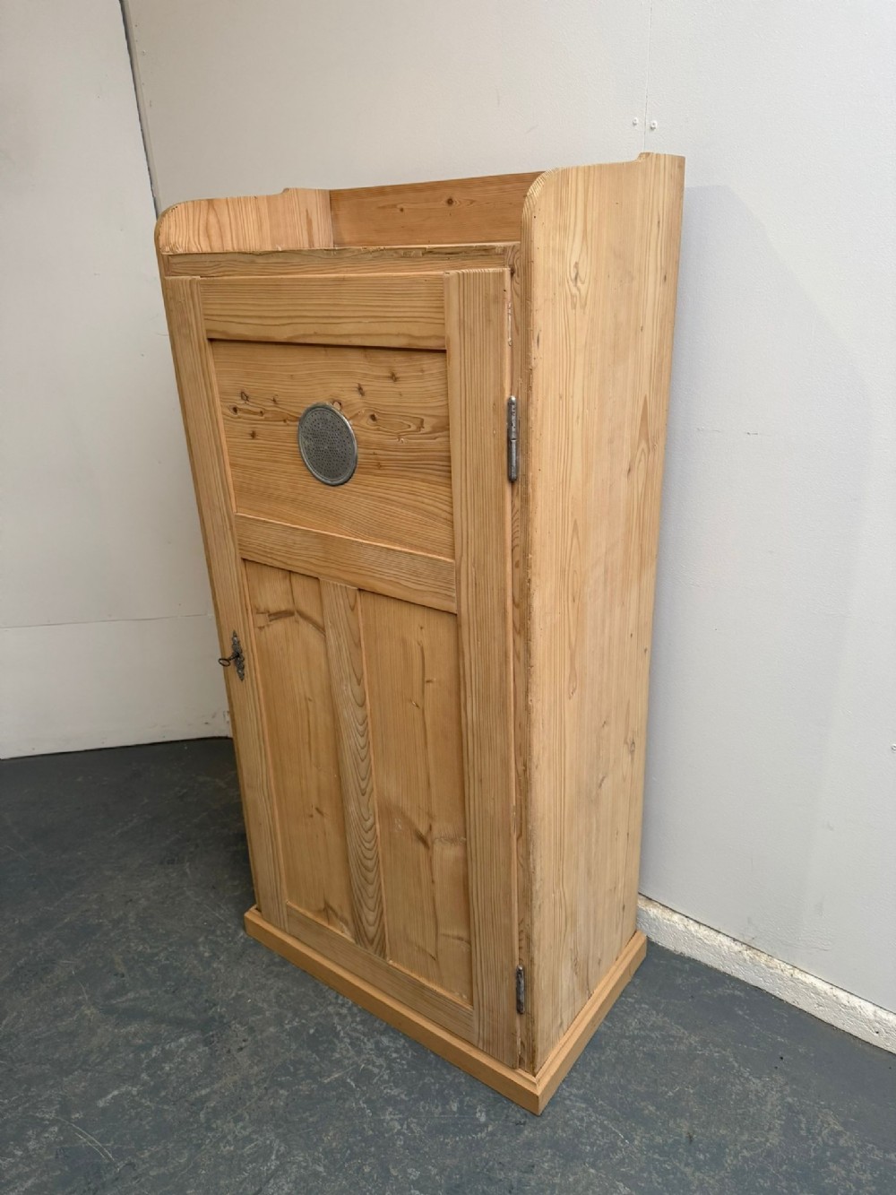 A Galleried Victorian Antique /Old Pine 1 Door Kitchen Cupboard to Wax/Paint