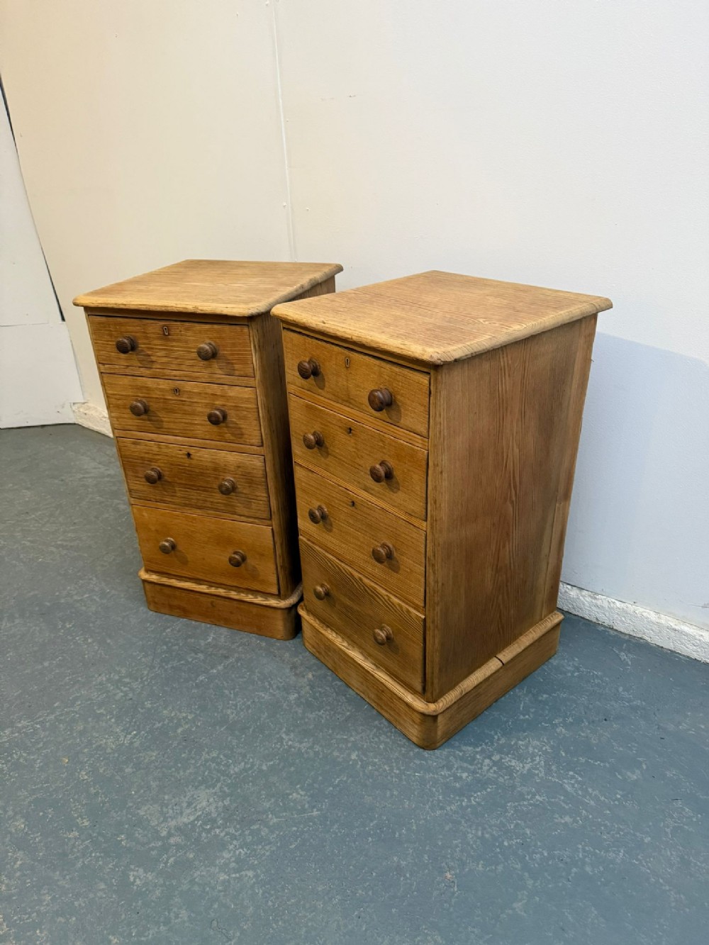 A Superb Pair of Waxed Victorian Antique Pine Ash 4 Drawer Bedside Cabinets