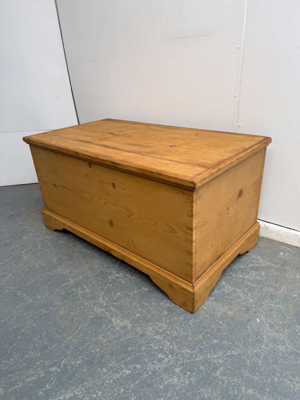 A Lovely Waxed Antique / Old Pine Victorian Low & Wide Box 