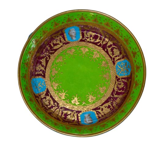 19TH CENTURY MEISSEN GREEN AND GILDED PORCELAIN CUP AND SAUCER - ADDITIONAL PHOTO 2