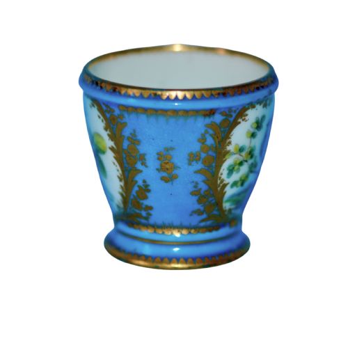 RARE SEVRES 18TH CENTURY PORCELAIN EGG CUP - ADDITIONAL PHOTO 1