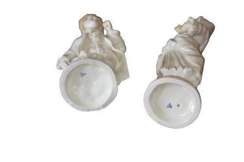 TWO DELIGHTFUL 19TH CENTURY CONTINENTAL PORCELAIN FIGURES - ADDITIONAL PHOTO 6