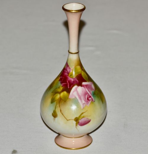 1913 Royal Worcester Hadley Porcelain Vase - Painted with Pink and Red Roses