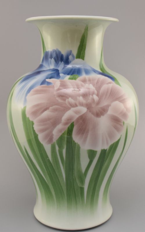 Japanese Vase by Makuzu Kozan