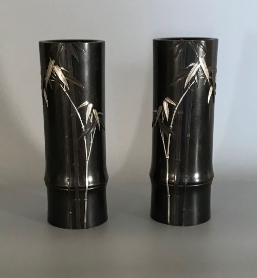 PAIR OF ON LAID NOGAWA VASES - ADDITIONAL PHOTO 1
