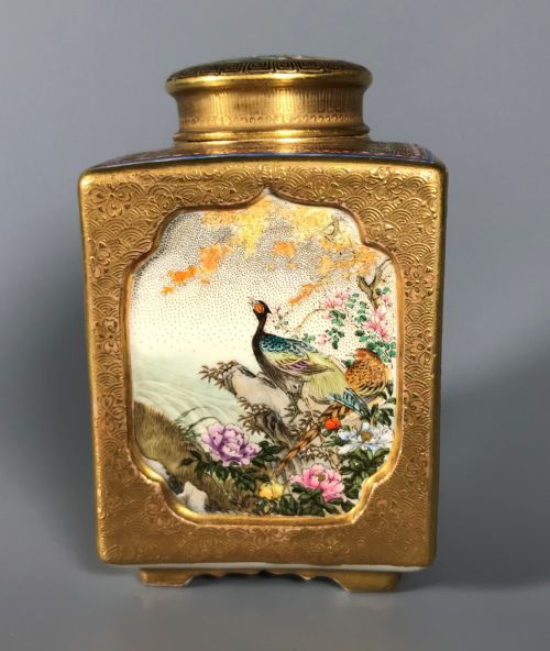 antique japanese satsuma kinkozan caddy - CATEGORY: ANTIQUE BOXES - DATED 1890