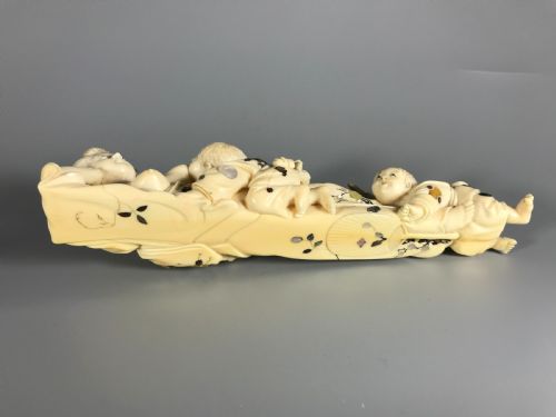 JAPANESE IVORY AND SHIBAYAMA OKIMONO - ADDITIONAL PHOTO 1