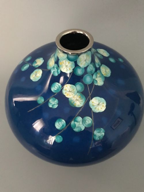 JAPANESE CLOISONNE VASE BY TAMURA - ADDITIONAL PHOTO 2