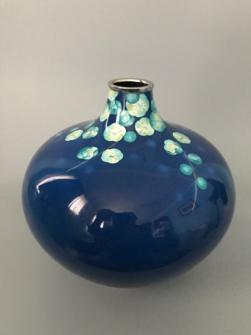 JAPANESE CLOISONNE VASE BY TAMURA - ADDITIONAL PHOTO 4