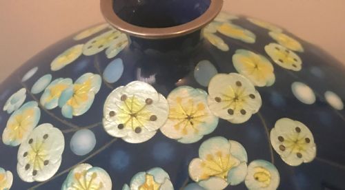 JAPANESE CLOISONNE VASE BY TAMURA - ADDITIONAL PHOTO 1