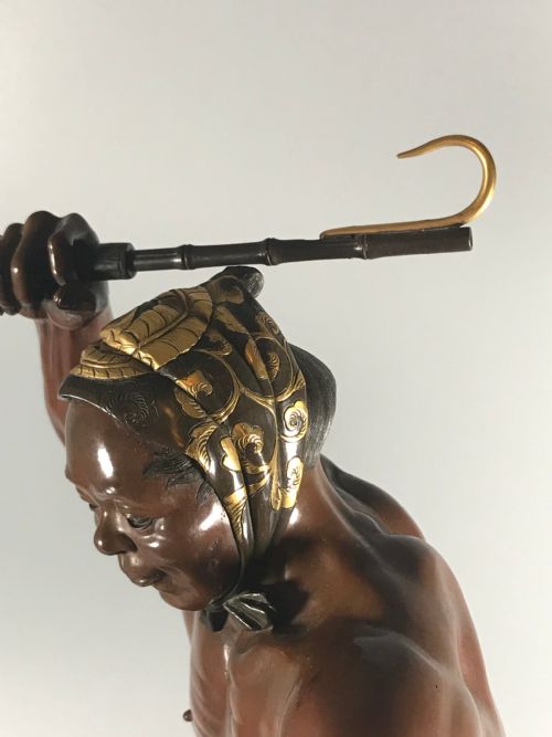 LARGE ANTIQUE JAPANESE BRONZE FIGURE - ADDITIONAL PHOTO 6