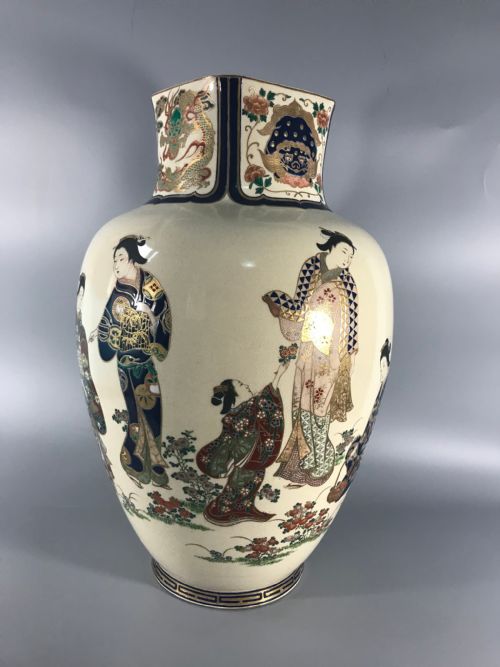 HUGE ANTIQUE JAPANESE SATSUMA VASE - ADDITIONAL PHOTO 2