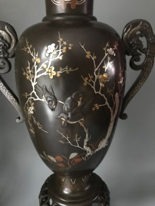 LARGE PAIR JAPANESE INLAID BRONZE VASES - ADDITIONAL PHOTO 5