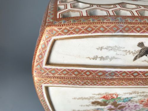 RARE AND LARGE ANTIQUE JAPANESE SATSUMA KORO - ADDITIONAL PHOTO 10