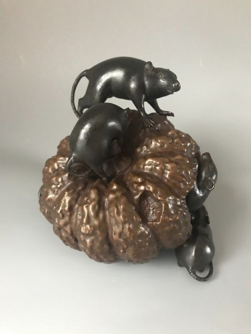 LARGE ANTIQUE JAPANESE BRONZE OKIMONO OF RATS - ADDITIONAL PHOTO 2