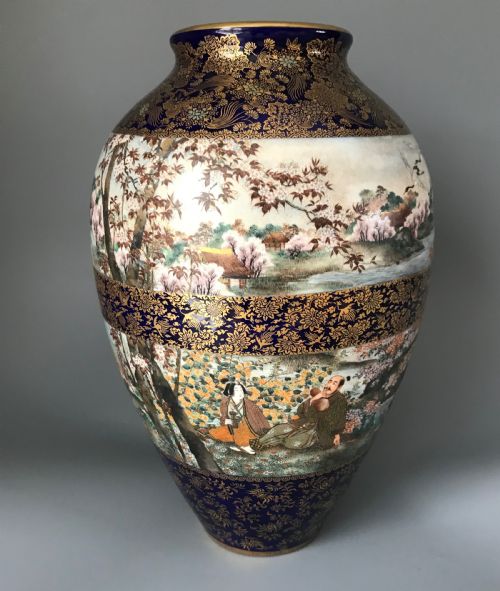MAGNIFICENT LARGE JAPANESE SATSUMA VASE BY KINKOZAN - ADDITIONAL PHOTO 1
