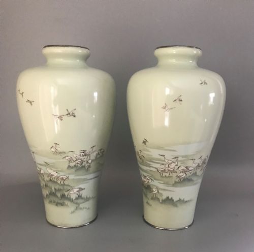 an important pair of antique japanese cloisonne vases - CATEGORY: ANTIQUE METAL - DATED 1900