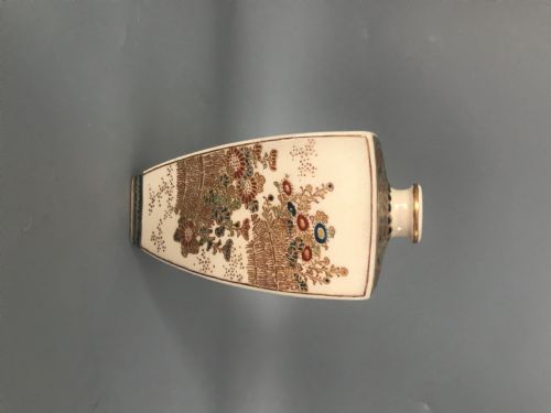 JAPANESE IMPERIAL SATSUMA VASE - ADDITIONAL PHOTO 4