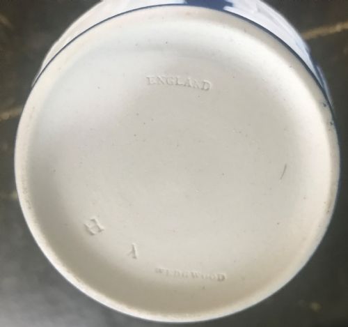 ANTIQUE WEDGWOOD VASES - ADDITIONAL PHOTO 1