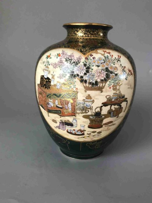 excellent japanese satsuma vase by kinkozan - CATEGORY: ANTIQUE VASES - DATED 1890