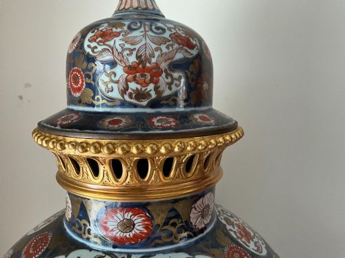JAPANESE ANTIQUE IMARI VASE OF HUGE SIZE - ADDITIONAL PHOTO 5