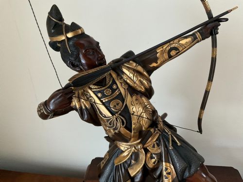 LARGE JAPANESE BRONZE ARCHER BY YOSHIMITSU - ADDITIONAL PHOTO 1