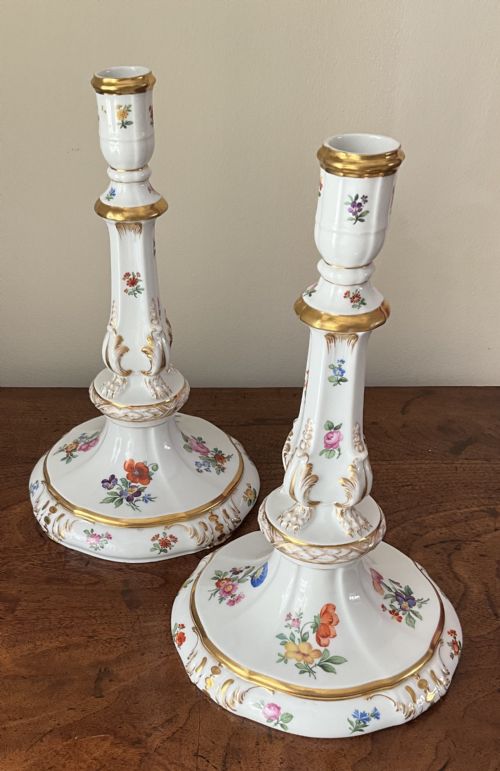 LARGE PAIR KPM PORCELAIN CANDLESTICKS - ADDITIONAL PHOTO 1