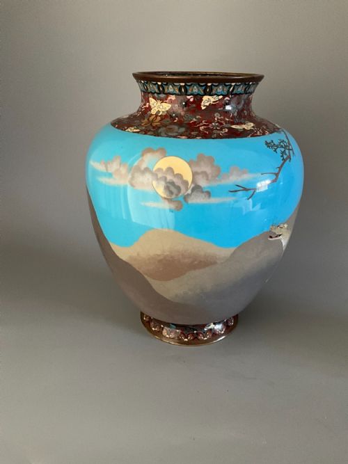 LARGE UNUSUAL JAPANESE CLOISONNE VASE - ADDITIONAL PHOTO 3