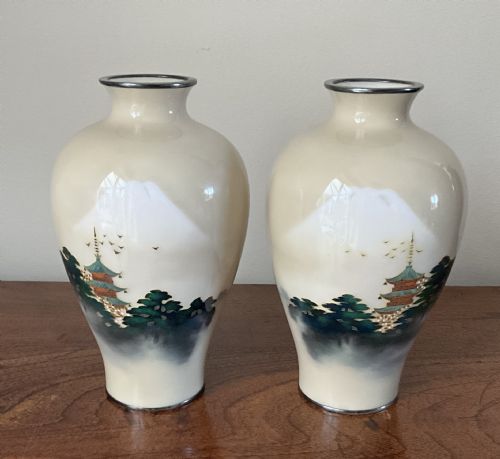 STUNNING PAIR JAPANESE CLOISONNE VASES BY ANDO - ADDITIONAL PHOTO 1