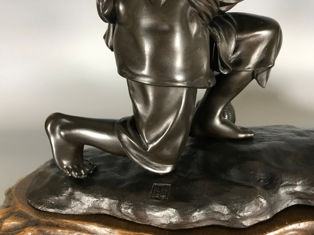 JAPANESE BRONZE OF BOY CRAB FISHING View V
