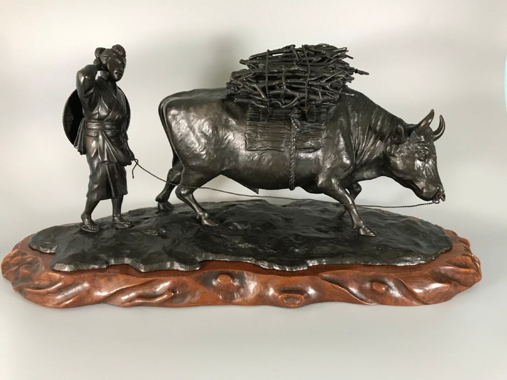LARGE ANTIQUE JAPANESE BRONZE WATER BUFFALO View II